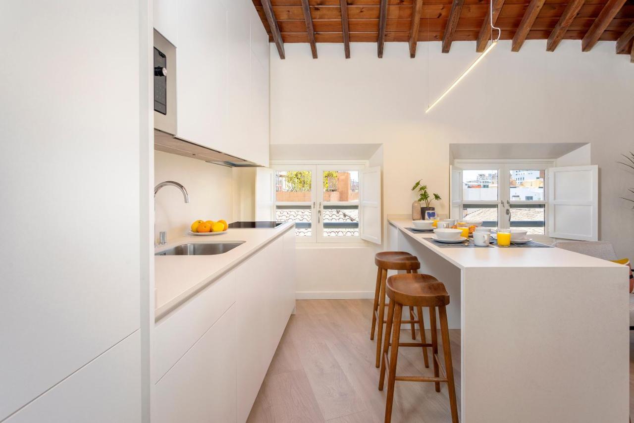 Apartamentos Thyssen Cisneros By Rent Me Malaga Exterior photo