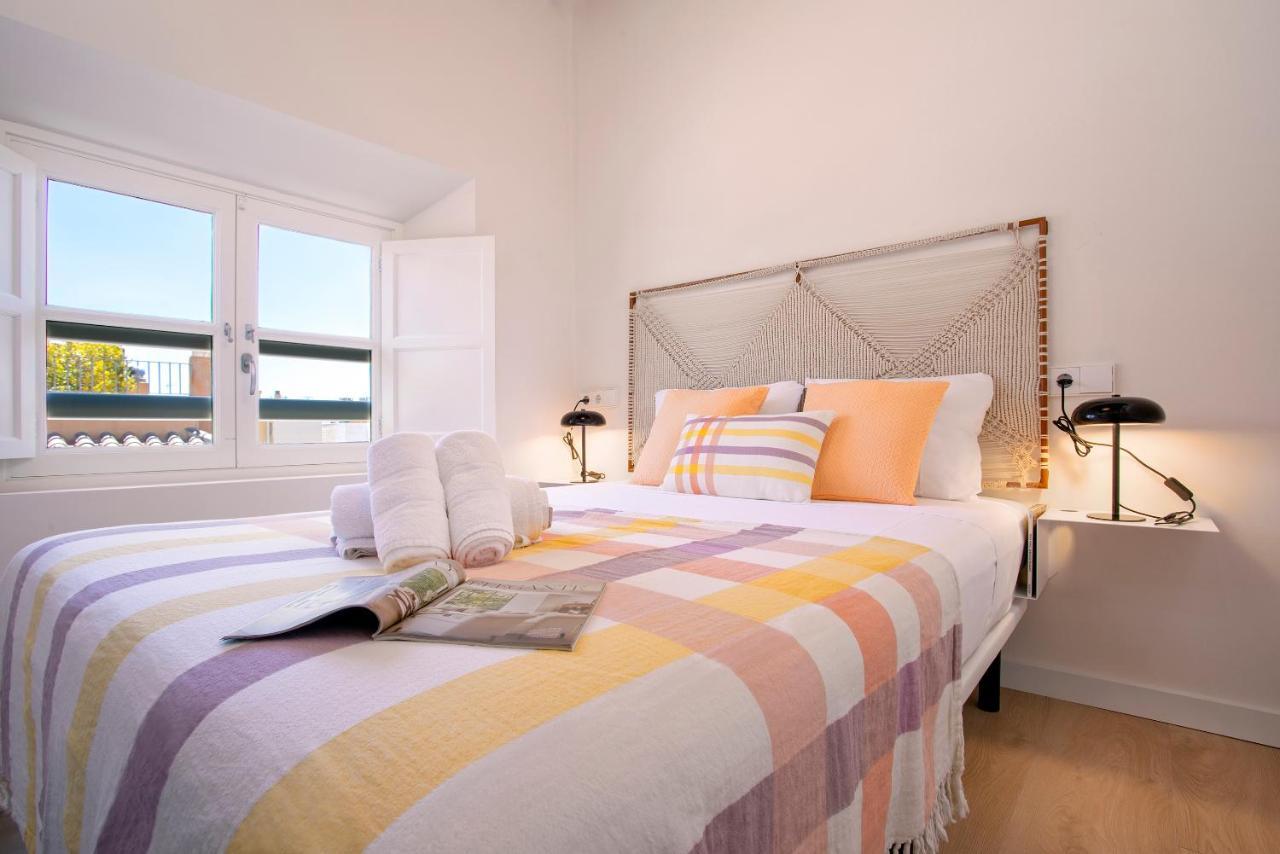 Apartamentos Thyssen Cisneros By Rent Me Malaga Exterior photo
