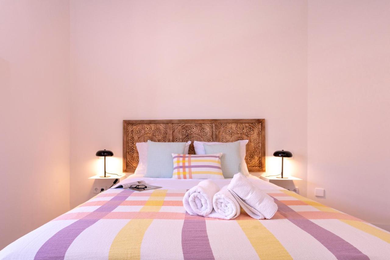 Apartamentos Thyssen Cisneros By Rent Me Malaga Exterior photo