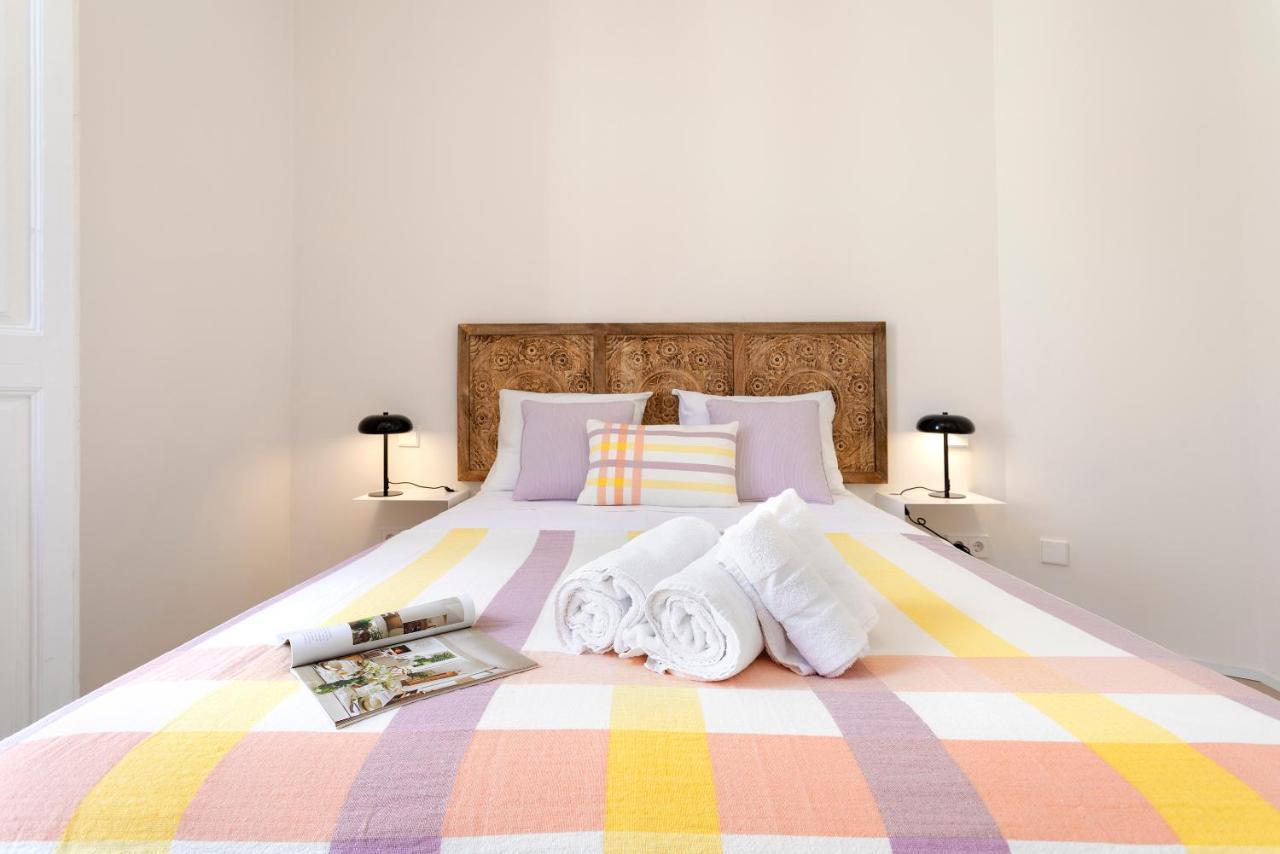 Apartamentos Thyssen Cisneros By Rent Me Malaga Exterior photo