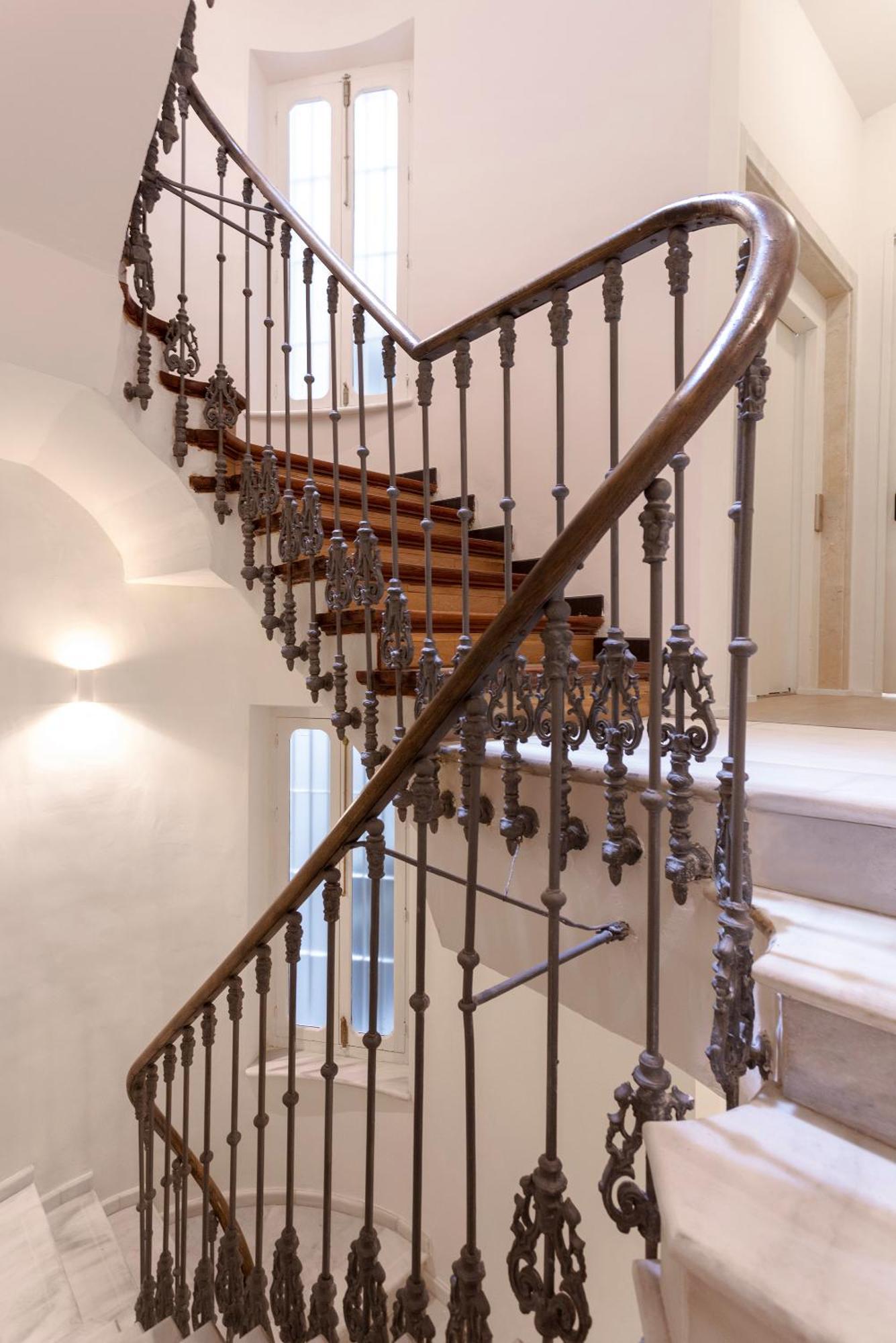 Apartamentos Thyssen Cisneros By Rent Me Malaga Exterior photo